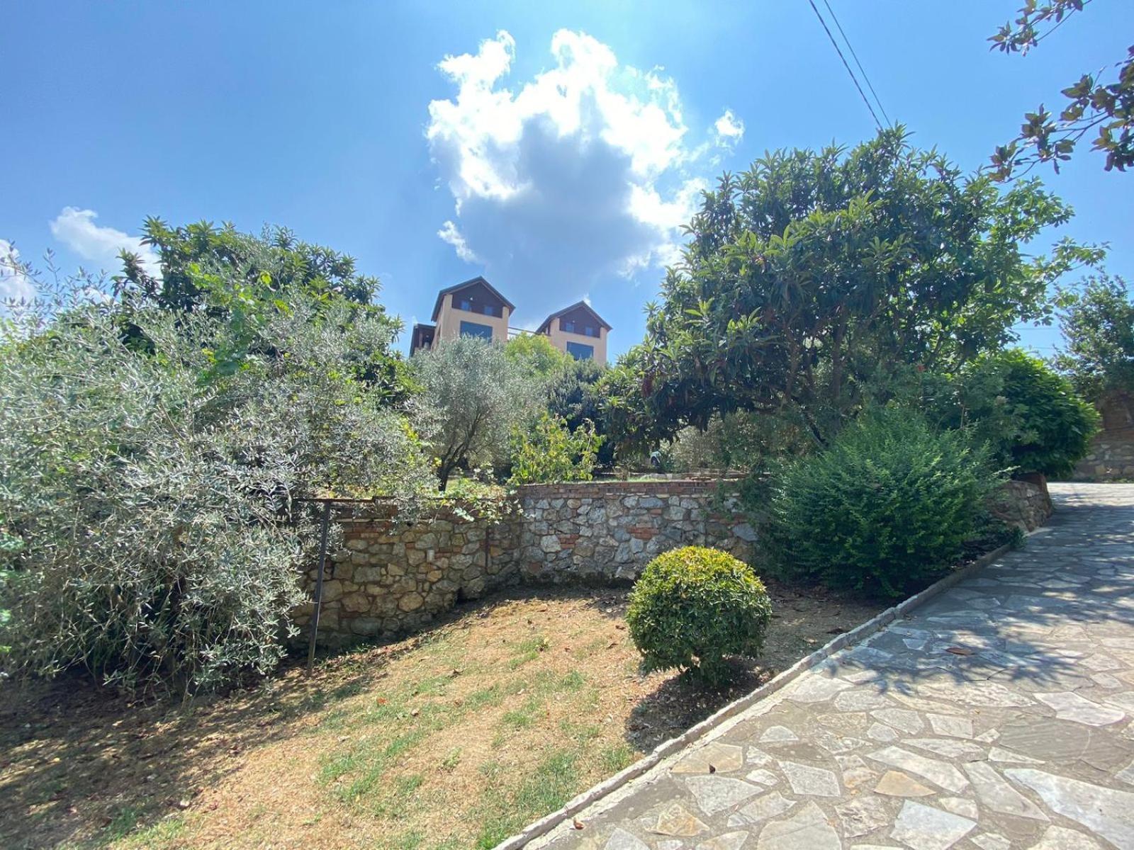 Villa Mugs Ljaknasi Buitenkant foto