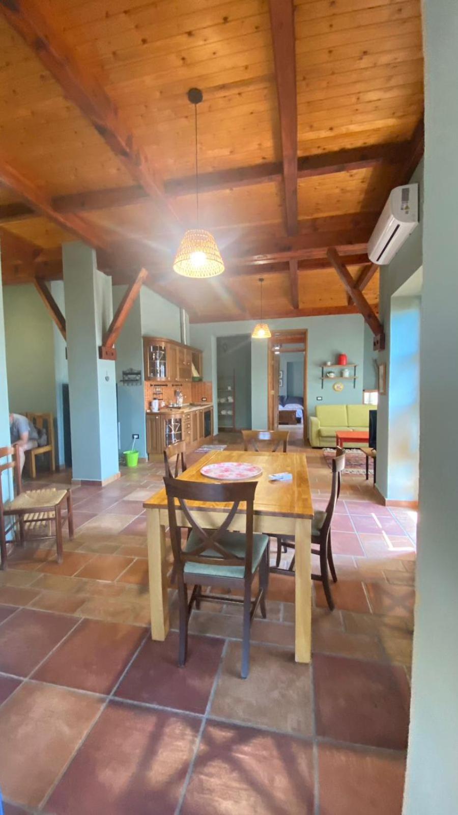 Villa Mugs Ljaknasi Buitenkant foto